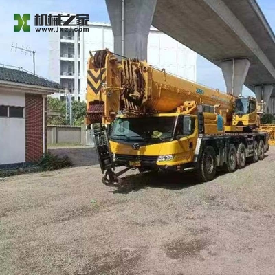 Kullanılmış kamyon vinçleri, maksimum sürüş hızı 80 km/saat ve dalgalanma uzunluğu 20-50 metre kullanılmış durum
